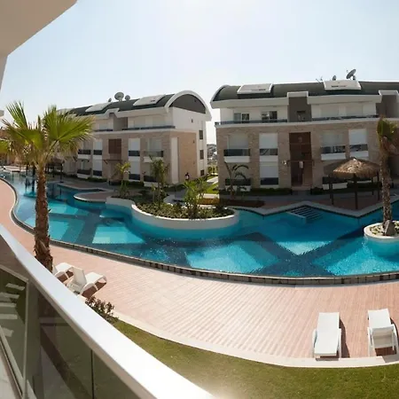 Tropical Gardens A 2 Bed Private Sleeps 5 Persons With Sofa Bed In Lounge Apartamento *