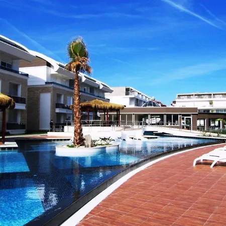Tropical Gardens A 2 Bed Private Sleeps 5 Persons With Sofa Bed In Lounge Side